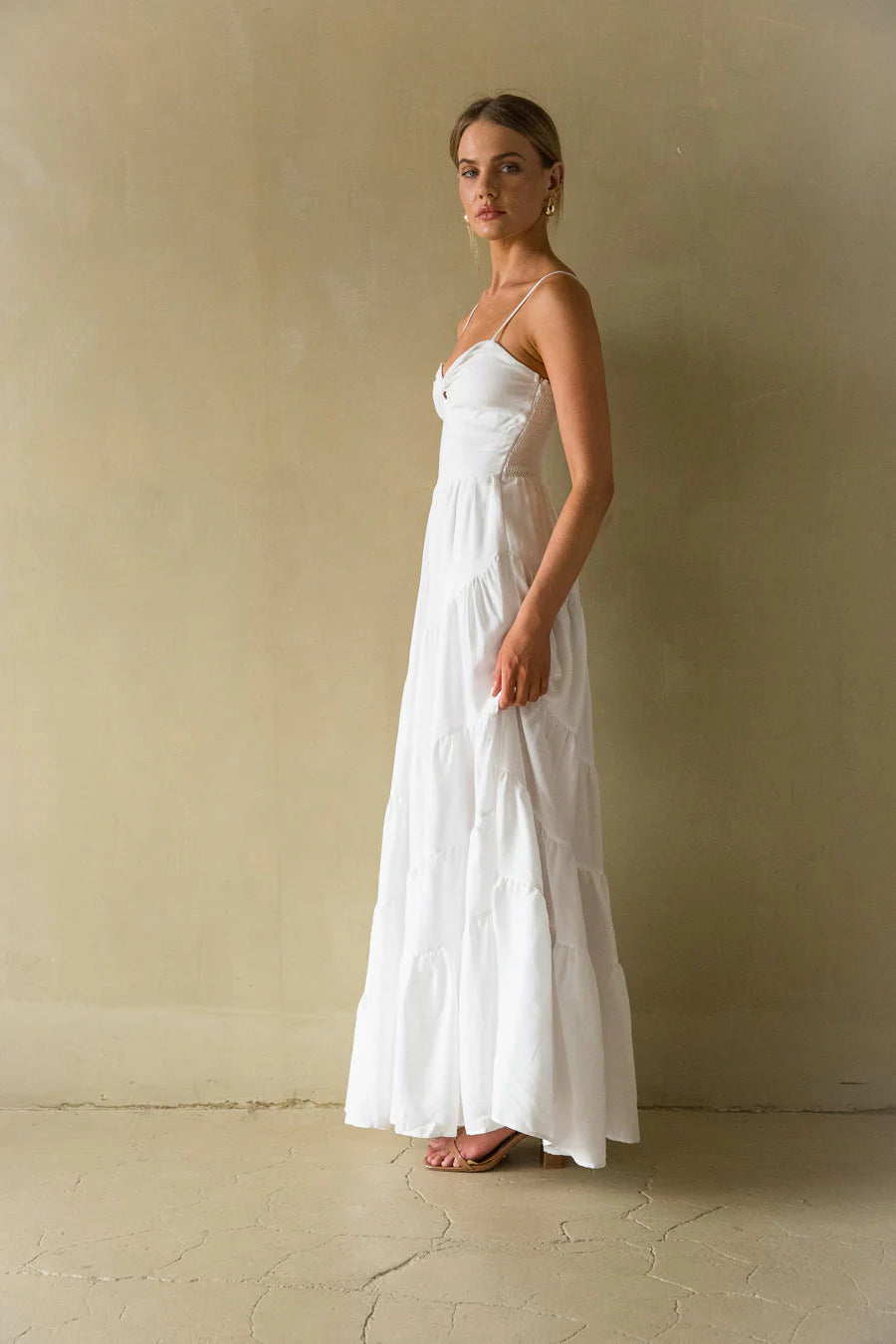 Donna Twist Front Maxi Dress